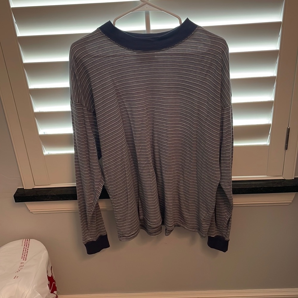 Men’s Urban Outfitters long sleeve